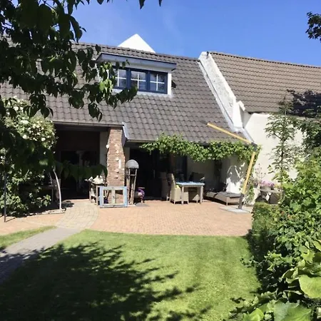 Althuizenhof 1 住宿加早餐酒店 德纳瑞德